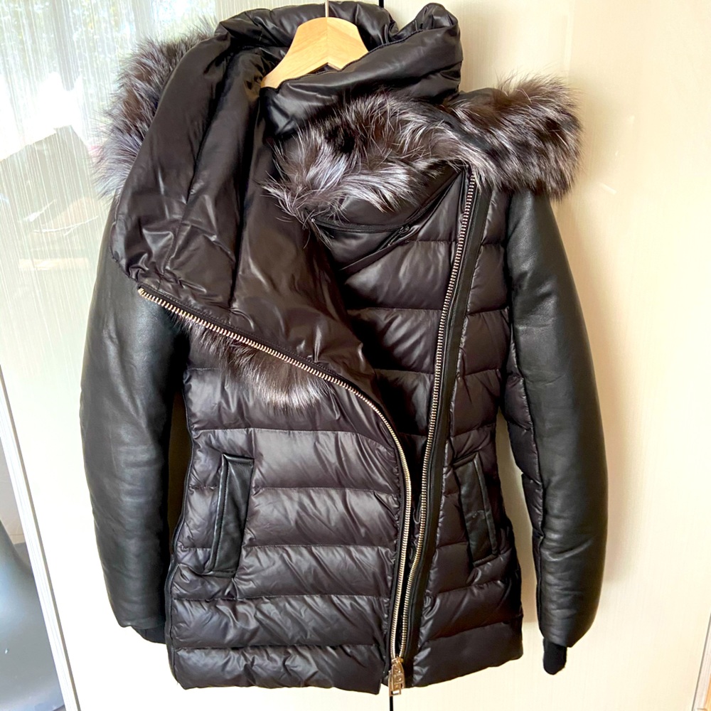 Nicole Benisti black coat with fur